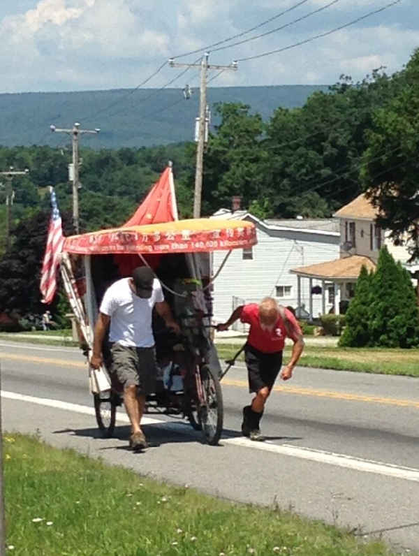 奧運狂人:中國大爺騎三輪去里約