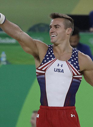 推特炸開鍋了:里約健兒怪咖發(fā)型引眾人吐槽(組圖)