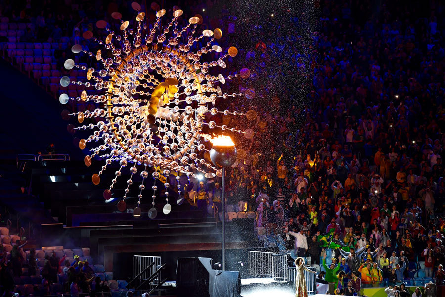 直擊里約奧運閉幕式：再見，里約！你好，東京?。ńM圖）