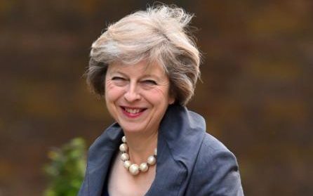 英國首相：鞋子是最愛，對鼻子不滿意