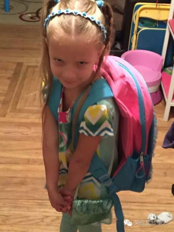 這群熊娃只不過上了一天學(xué) 感覺時光飛逝50年（組圖）