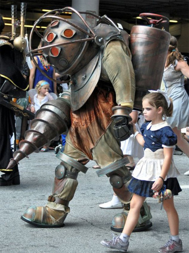 天才父母萬(wàn)圣節(jié)搞怪親子裝火遍網(wǎng)絡(luò)（組圖）