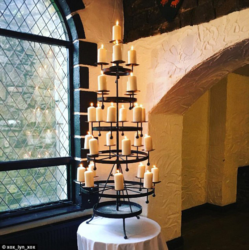 還在擺放傳統(tǒng)的圣誕樹？快來試試圣誕“枕”、圣誕“書”和圣誕“花”！