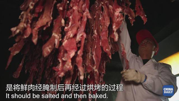 那一口下去滿嘴生津、齒頰留香的美味，承載著他怎樣的回憶和憧憬丨解碼中國