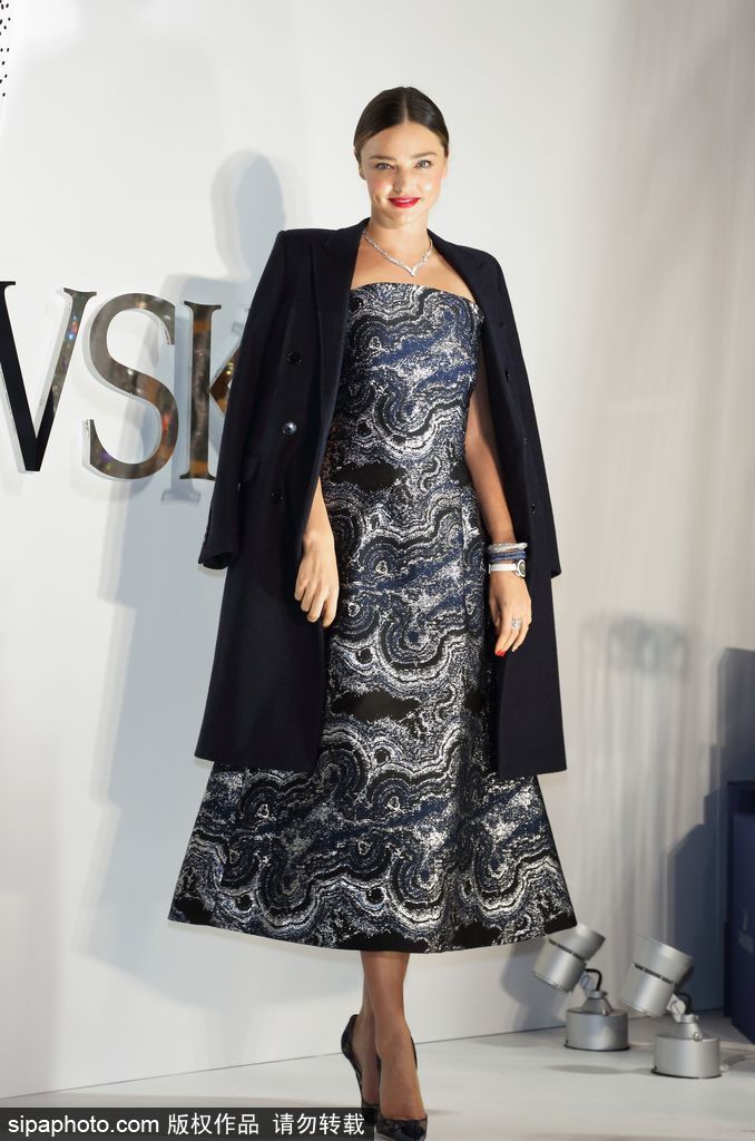 盤點(diǎn)：看好萊塢明星如何玩轉(zhuǎn)“中國(guó)風(fēng)”（組圖）