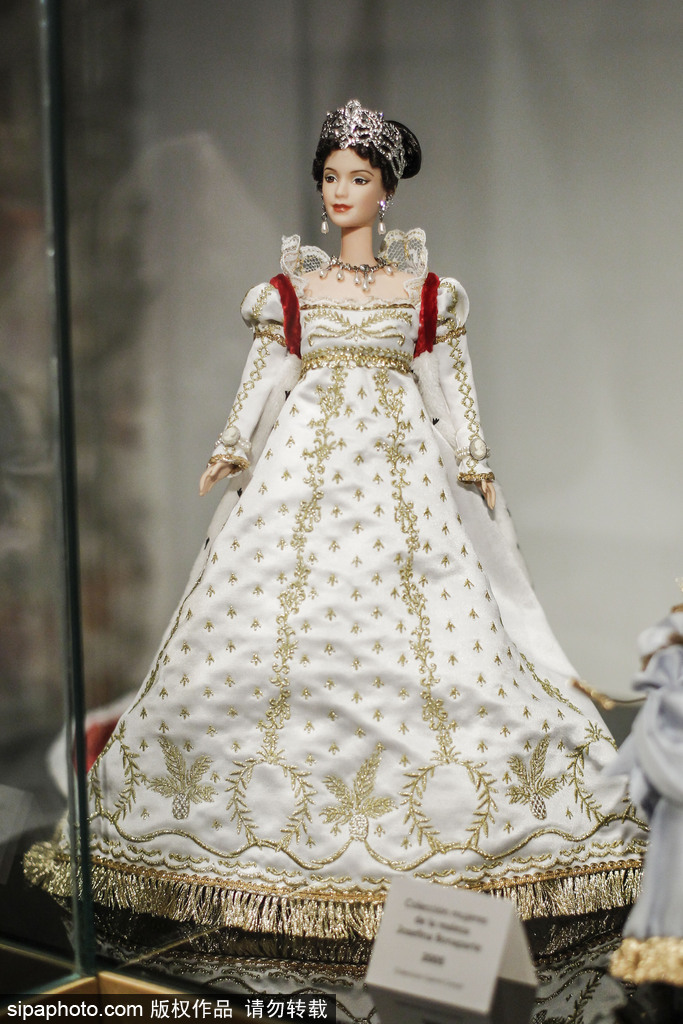 從公主到明星種類俱全 西班牙芭比娃娃展覽一圓少女兒時夢（組圖）