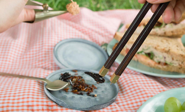 食蟲餐具問世 吃蟲子或有助解決食物短缺難題(組圖)