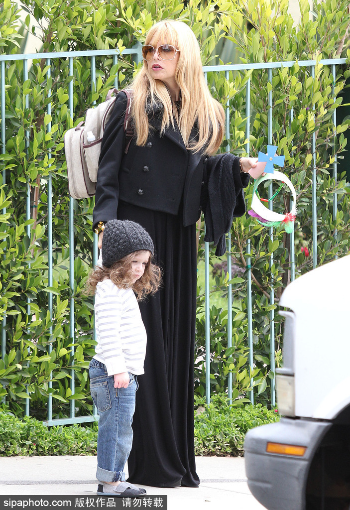 又到一年開學(xué)季 盤點(diǎn)好萊塢萌娃星二代上學(xué)路（組圖）