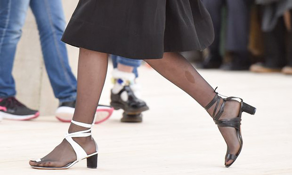 這些時尚單品今年還流行 你入手了嗎？