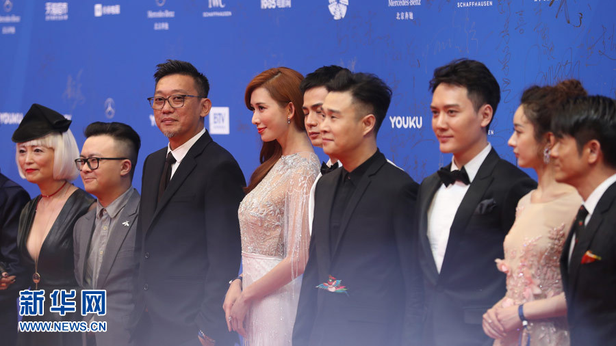 第七屆北京國際電影節(jié)開幕 “達(dá)康書記”走紅毯（組圖）