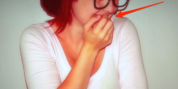 15種肢體語言解讀 學(xué)會這些你也懂“讀心術(shù)”