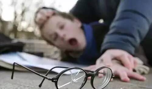 老外在中國:一個校園欺凌的真實故事