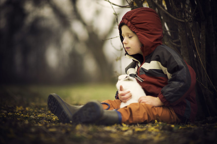 幸福滿滿：農(nóng)場(chǎng)長(zhǎng)大的孩子（組圖）