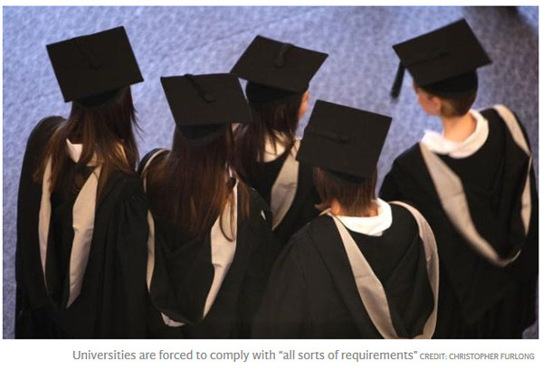 英國(guó)大學(xué)排名下滑因?yàn)檎惺崭喔F學(xué)生？