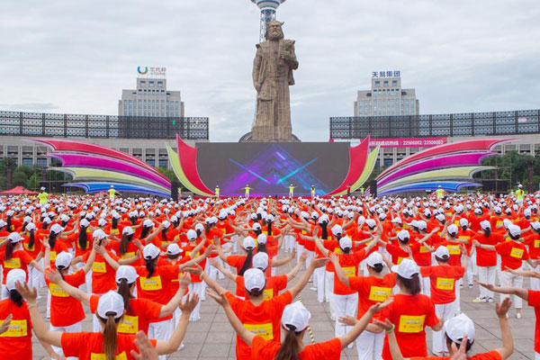 調(diào)查：中國人全球最樂觀