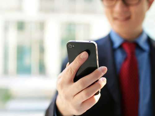 小心“無(wú)手機(jī)恐懼癥”