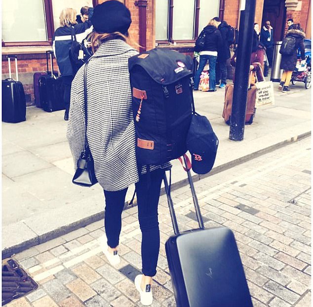 你能憑借一張背影照認(rèn)出這些大明星嗎？