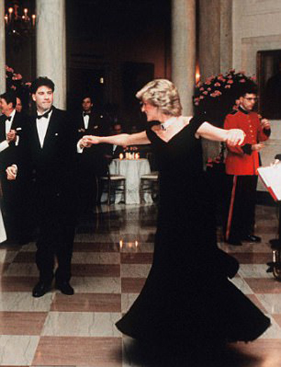 盤點(diǎn)：世界上最昂貴的名人禮服，有多貴就有多美！（組圖）