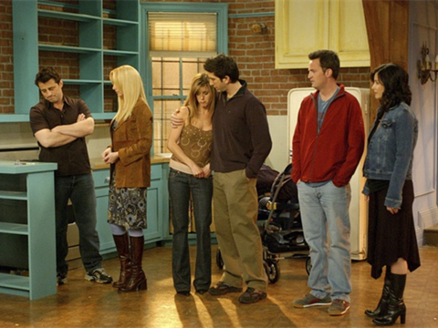 看《老友記》時，經(jīng)常聽到的場外笑聲是哪兒來的？