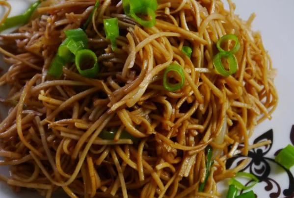 外國(guó)人餐桌上常見的十道中國(guó)美食