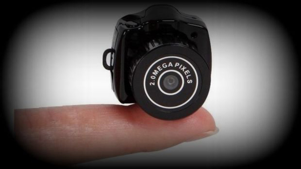 愛(ài)彼迎又曝偷拍丑聞，攝像頭正對(duì)床位！住民宿如何防偷窺