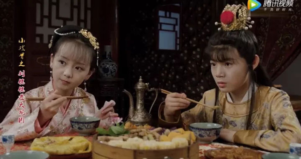 小戲骨版《紅樓夢》演技炸裂，眼角眉梢都是戲，哪個萌娃最得你心？