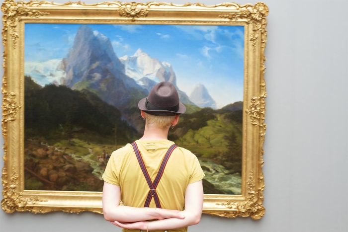 別人在美術館看畫，我在美術館拍照（組圖）