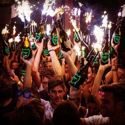 去酒吧不會這些英語，那還是早點睡吧