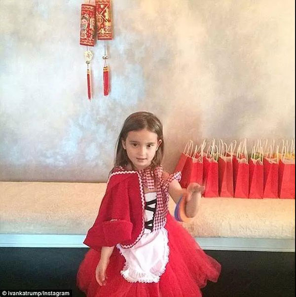 習(xí)近平特朗普同游故宮！那些讓特朗普驚嘆的殿、樓、齋，用英文怎么說(shuō)？