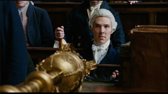 漲知識(shí)！英國(guó)法官和律師的白色假發(fā)原來(lái)大有來(lái)頭