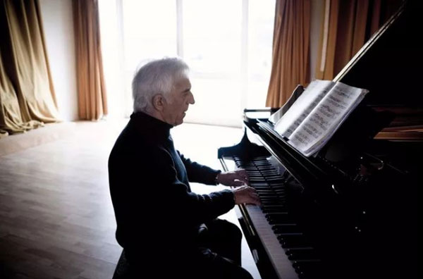 老外在中國(guó)：來(lái)感受中國(guó)音樂(lè)的力量！它正在走出國(guó)門，征服世界