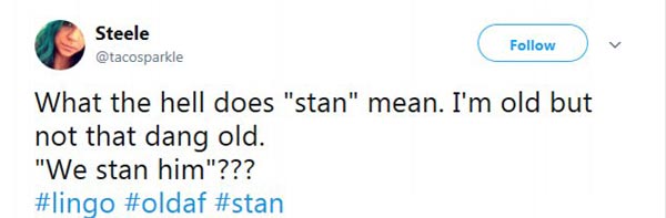 格萊美歌后克萊森金球獎現(xiàn)場“追星” stan到底啥意思？