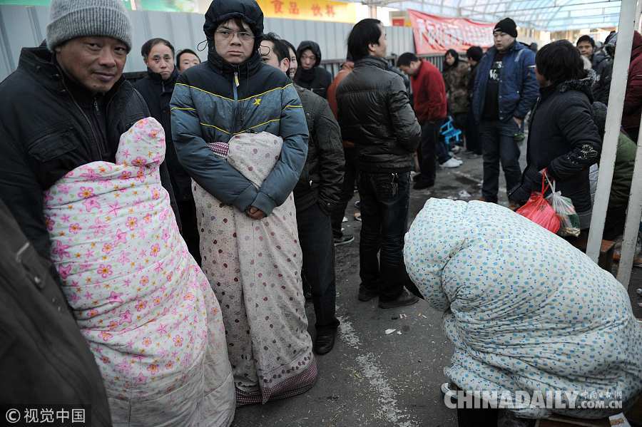 2018春運(yùn)開(kāi)啟 盤點(diǎn)歷年春運(yùn)經(jīng)典瞬間（組圖）