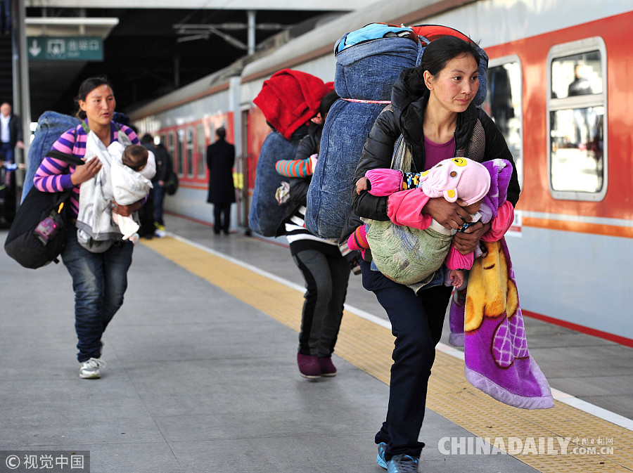 2018春運(yùn)開(kāi)啟 盤(pán)點(diǎn)歷年春運(yùn)經(jīng)典瞬間（組圖）