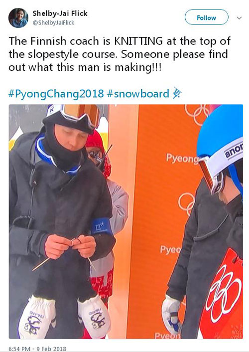 真淡定！芬蘭教練冬奧賽場打毛線 四年前索契他就這么干
