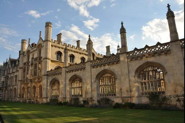 五百年來首次！劍橋大學國王學院合唱團發(fā)布中文歌曲，這兩首歌是……