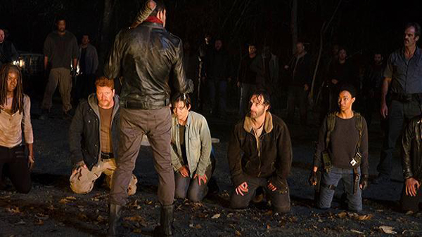 被劇透逼瘋的劇組：漫威不給演員看劇本，《權游》拍假結局