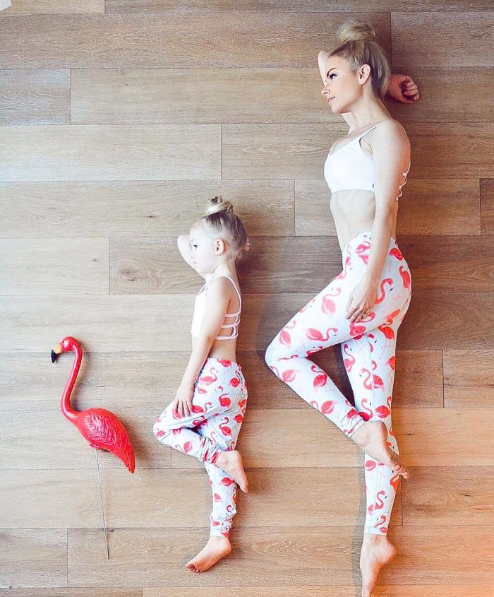 搞笑一家人：原來(lái)全家福還可以這么拍（組圖）