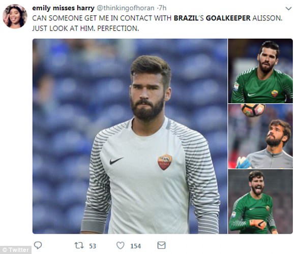 巴西國(guó)足高顏值門將火了，網(wǎng)友：確定不是錘哥失散多年的弟弟？