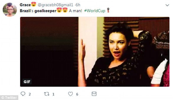 巴西國(guó)足高顏值門將火了，網(wǎng)友：確定不是錘哥失散多年的弟弟？