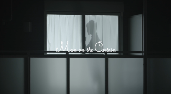 這個(gè)創(chuàng)意有點(diǎn)暖：為保護(hù)獨(dú)居女性，日本公司發(fā)明窗簾上的男友