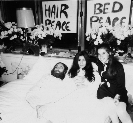 約翰•列儂反戰(zhàn)歌詞手稿將拍賣(mài)