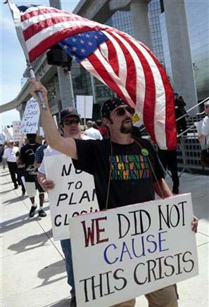 美國失業(yè)者的救命稻草：救濟、儲蓄和配偶