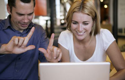 研究：人們對(duì)嫉妒自己的人更友善