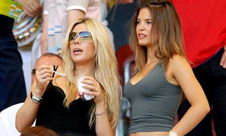 “太太團”、電視選秀有害女生成長