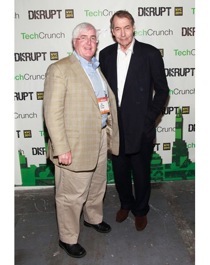 Facebook創(chuàng)始人獲評“最差著裝先生”