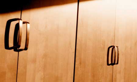 “出柜”說法從何而來?