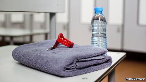 每天真的要喝八杯水嗎？