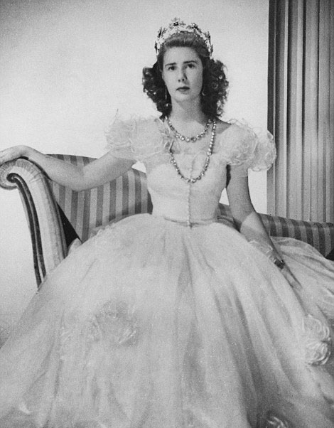 西班牙最奇葩女公爵去世 生前是八卦雜志?？? style=