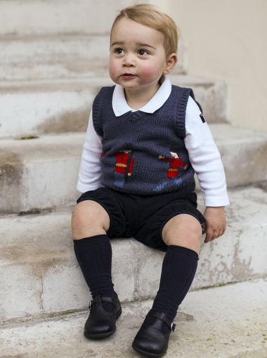 威廉夫婦公布喬治小王子圣誕照(組圖)